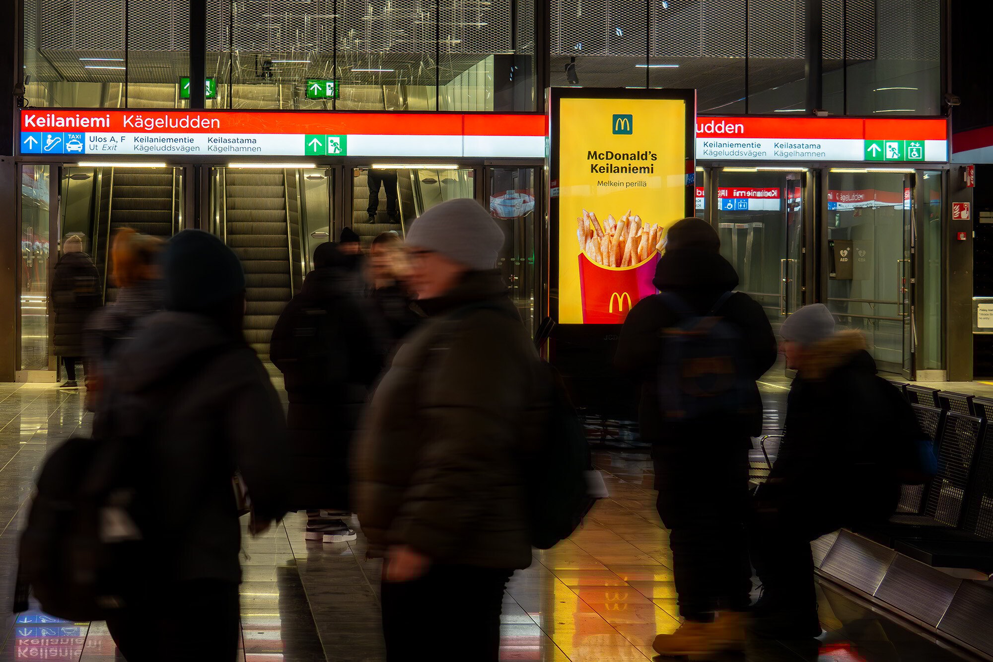 Ohjelmallinen ostaminen JCDecaux'lla: tehokkuutta ja täsmällisyyttä digitaaliseen ulkomainontaan