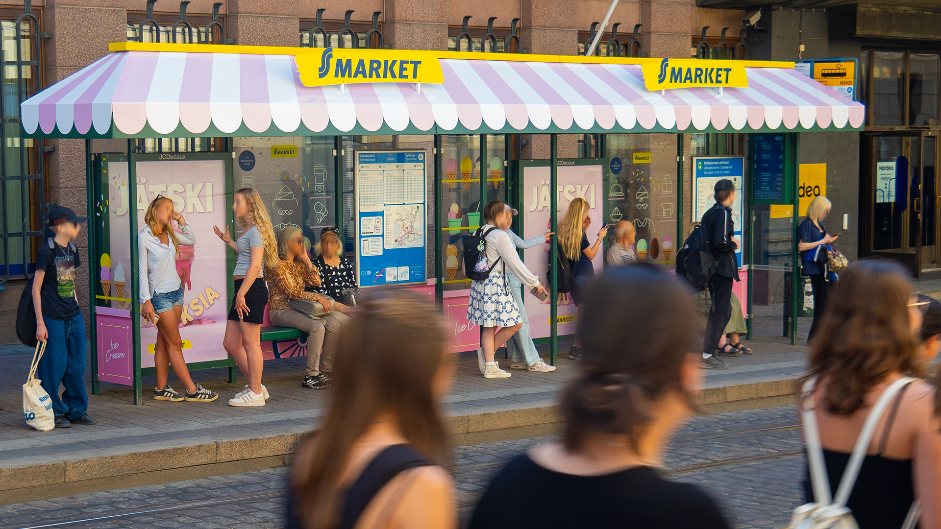 Nykynuoret ja ulkomainonta: Kuinka tavoittaa Z-sukupolvi?